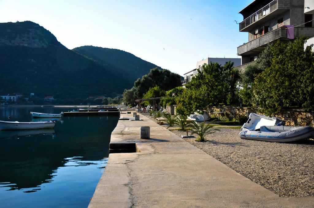 Apartments Adrialuka Dubrava  Exterior photo